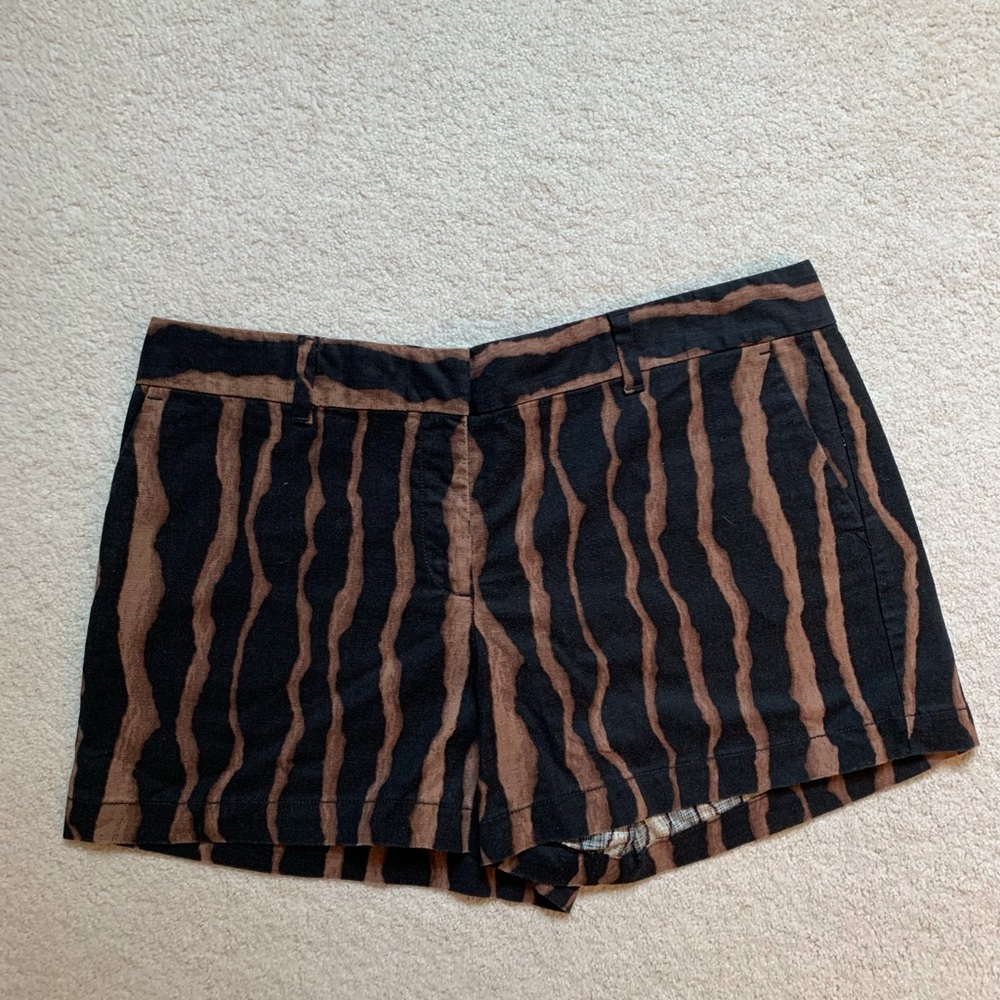 Black & Brown Printed Detailing Short